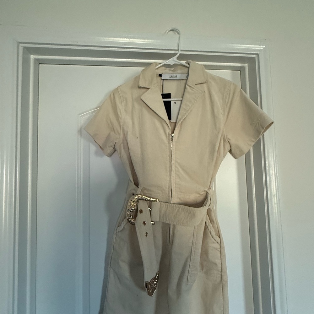 Cream Belted Mini Dress | Zip Front | Structured Fit | Size S